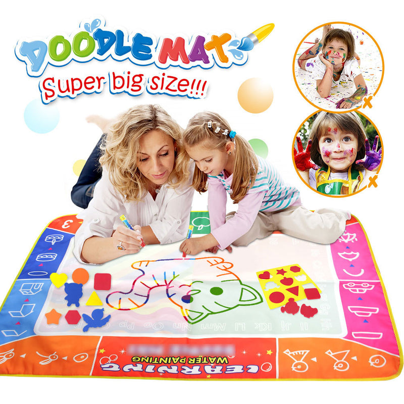 120 * 90 cm Lustige magische Wasserzeichnung Malbuch Doodle Matte mit 4 magischen Stiften Malerei Zeichenbrett für Kinder Spielzeug Geburtstagsgeschenk