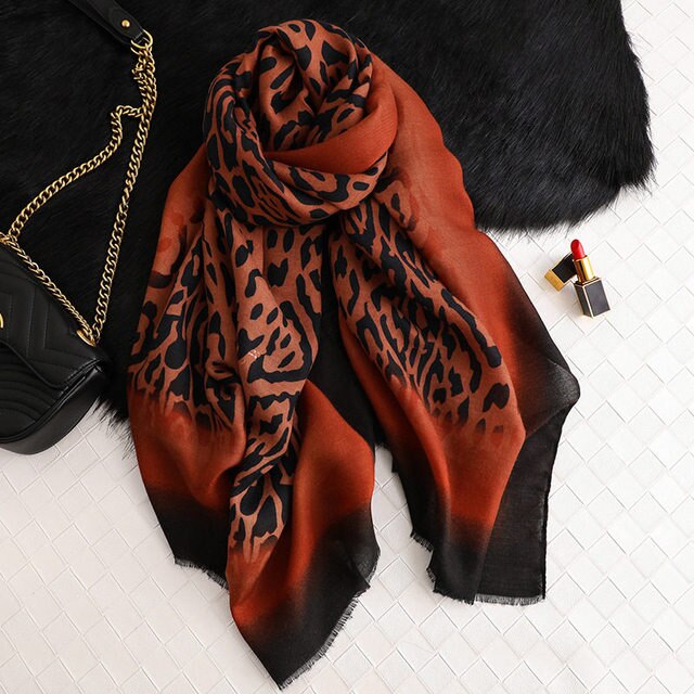 2021 Fashion Women Gradient Leopard Print Scarf Soft Pretty Big 180*100cm Leopard Stole Thin Warm Large Shawls cachecol Wraps