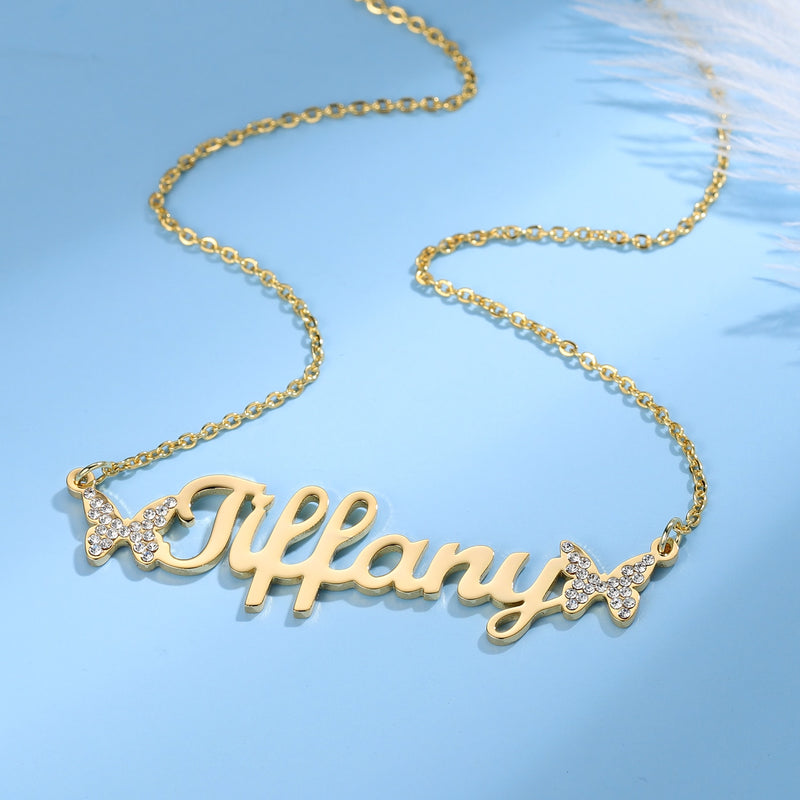 Collares de mariposa personalizados nombre personalizado Bling Iced Out colgante oro cadena de acero inoxidable collar con nombre de cristal para mujer