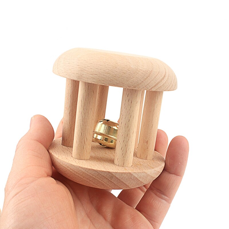 Montessori Neugeborenes Spielzeug Holzobjekt passende Übung Hand gegriffenes Spielzeug Eierbecher Würfel Box Baby Bett Glocke Rassel Stimmgeschenk