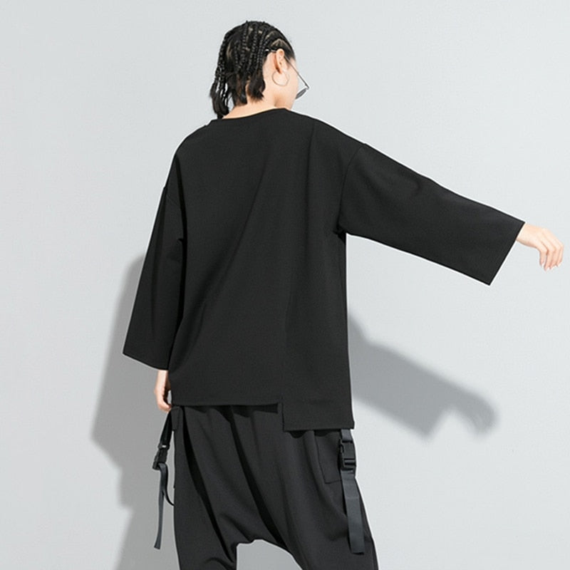 Camiseta de gran tamaño Vintage negra con abertura Irregular para mujer, camiseta holgada informal de manga larga, ropa de moda para primavera y otoño 2022
