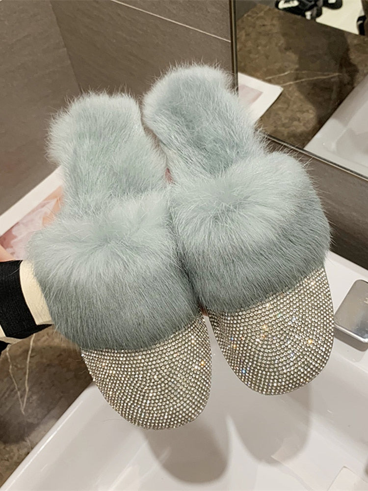 Pantuflas de mujer para casa de lujo 2023 con diamantes de imitación de piel de cristal de invierno para el hogar para mujer al aire libre mulas zapatos planos deslizantes para mujer