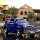1/32 ruso LADA NIVA aleación modelo coche LADA 2106 juguete Diecast Metal fundición tirar hacia atrás música luz coche juguetes para niños vehículo