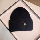USPOP Neue Damenmützen Winter Dicke Warme Strickmützen Einfarbig Buchstabe M Weiche Kaninchenhaar Skullies Mützen