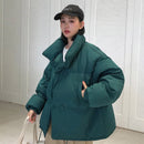 Korean Style 2021 Winterjacke Parkas Frauen Stehkragen Solide Schwarz Weiß Weiblicher Daunenmantel Lose Übergroße Damen Kurze Parka