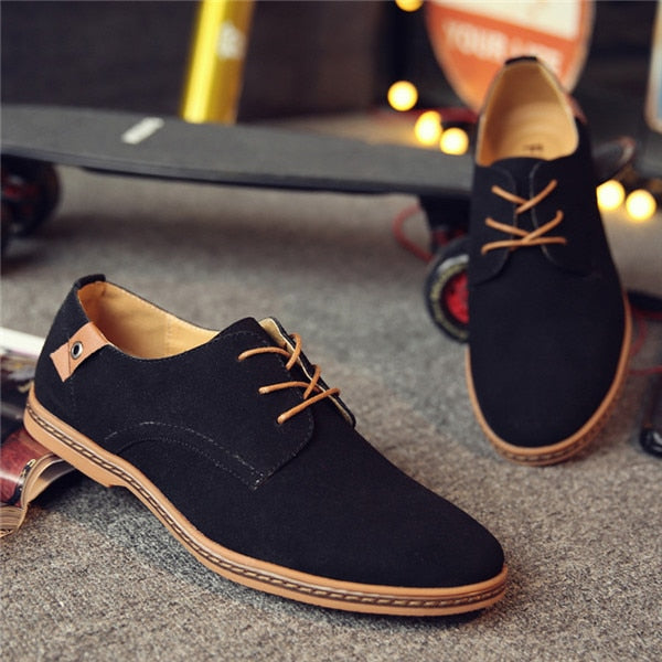 2017 Venta Caliente Moda Hombres Zapatos Casuales de Cuero de Gamuza hombres primavera otoño marea diseñador de la marca Casual Hombres Zapatos Con Cordones Zapatos Hombres