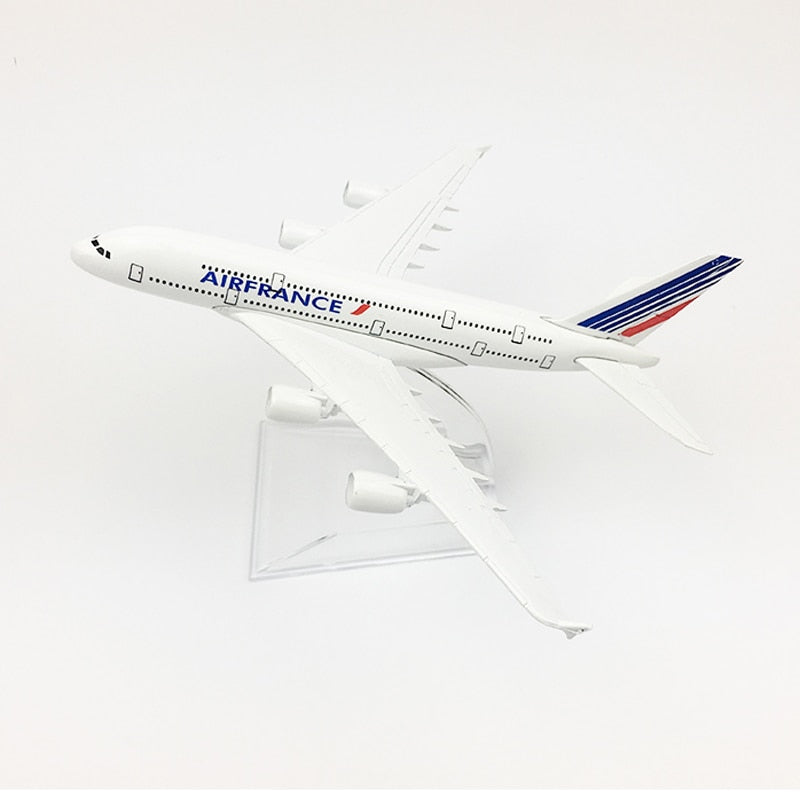 Kostenloser Versand Air France Flugzeugmodell Airbus A380 Flugzeug 16CM Metalllegierung Druckguss 1:400 Flugzeugmodell Spielzeug für Kinder