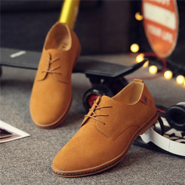 2017 Venta Caliente Moda Hombres Zapatos Casuales de Cuero de Gamuza hombres primavera otoño marea diseñador de la marca Casual Hombres Zapatos Con Cordones Zapatos Hombres