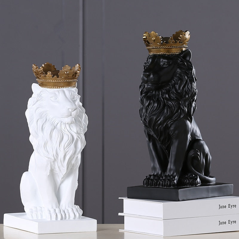 Modern Resin Animal Statue Golden Crown Black Lion Figurine for Home Decoration Accessories for Living Room Desk Home Decor