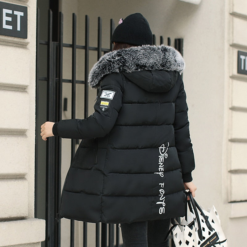 2021 neue lose lange Damen Winterjacke mit Kapuze und Pelzkragen warmer dicker Parka Baumwolle gepolsterte weibliche Mode Damen Mantel Parkas