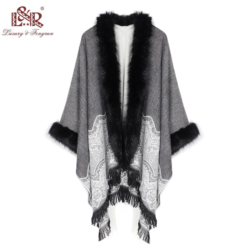 2020 Winter-Foulard-Frauen-Poncho mit Pelz-Kragen-Blumen-weiblichem Kaschmir-Schal-Schal-Jacquard-Fähigkeits-warmer Pashmina-Poncho-Quaste