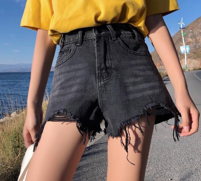 Streetwear Denim Shorts For Women 2022 Summer High Waist Ripped Cool Blue And Black Shorts With Tassel Pockets Mini Short Jeans