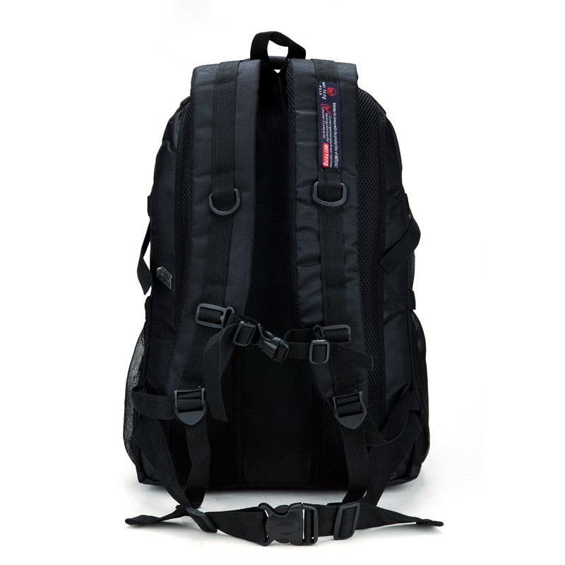 Chuwanglin Fashion Freizeit große Kapazität Bergsteigertasche Reisetasche Herrenrucksack ZDD5251 aus Nylon in reiner Farbe
