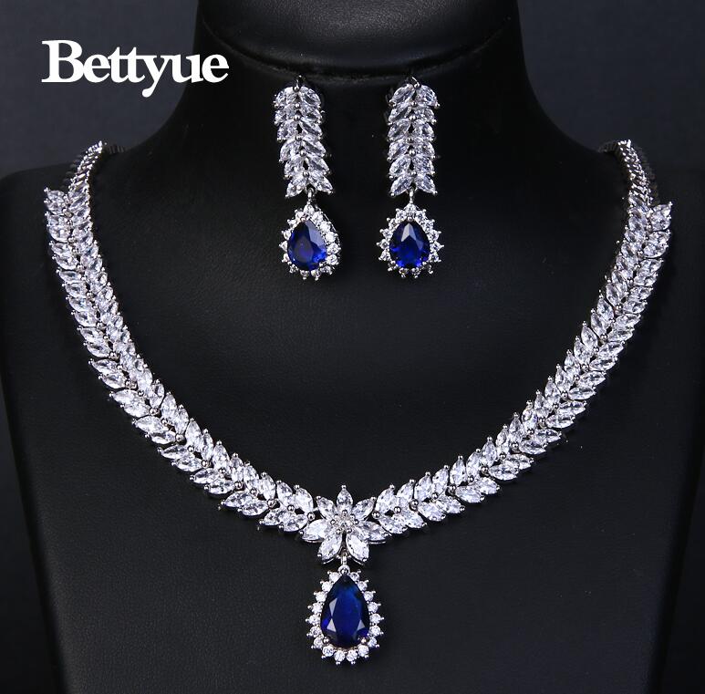 Bettyue Charming Fashion Elegance Kubikzircon Multicolor Europa und Amerika Stil Großhandel Schmuck Sets Frauen edle Verzierung