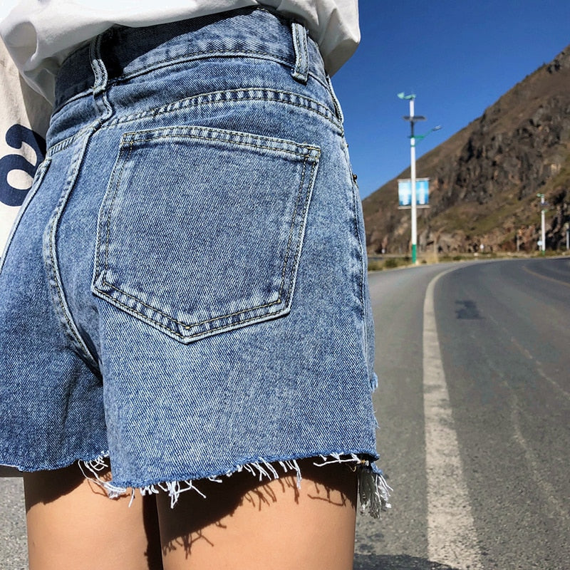 Streetwear Denim Shorts For Women 2022 Summer High Waist Ripped Cool Blue And Black Shorts With Tassel Pockets Mini Short Jeans