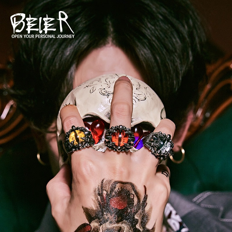 BEIER Wholesale New Fashion Cool Warrior helmet Claw Vivid Eyeball Rings with skull For Man Punk Biker Viking jewelry BR8-203