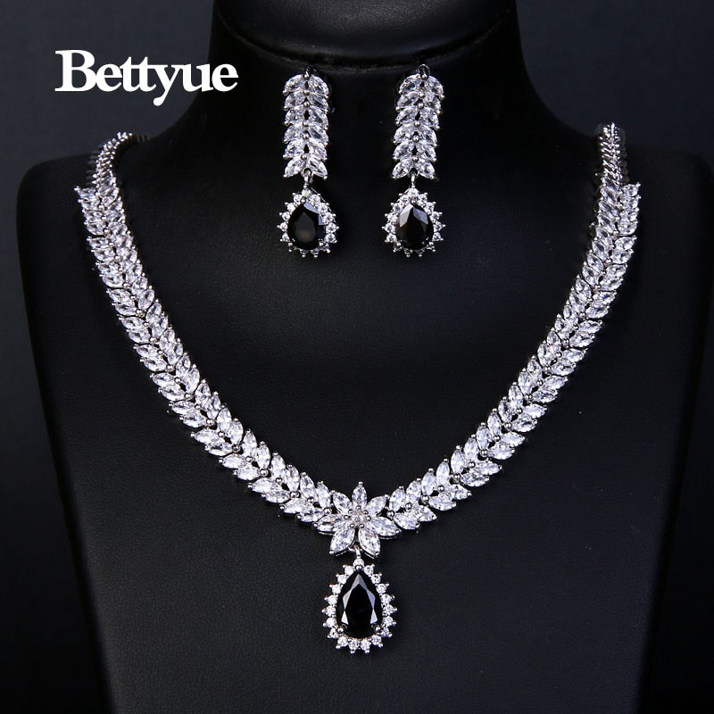 Bettyue Charming Fashion Elegance Kubikzircon Multicolor Europa und Amerika Stil Großhandel Schmuck Sets Frauen edle Verzierung