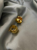 Titan mit 18 Karat Gold Geo Wide Statement Ohrringe Punk Party Kleid Runway T Show Gothic Rare Korean Japan INS Boho Top