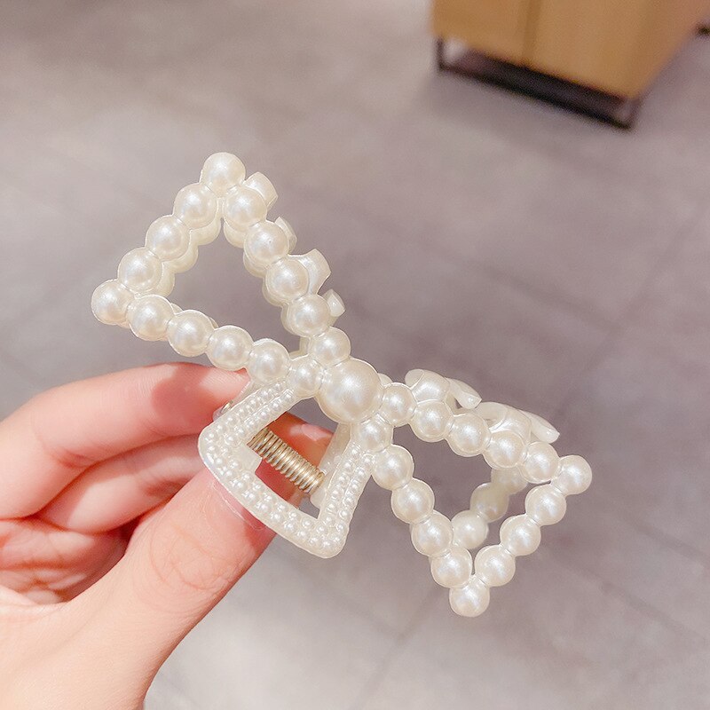 Imitation Pearls Acrylic Hair Claws Clip for Women Geometric Cross Square Hairpin Makeup Hair Styling Barrettes Hair Accessories