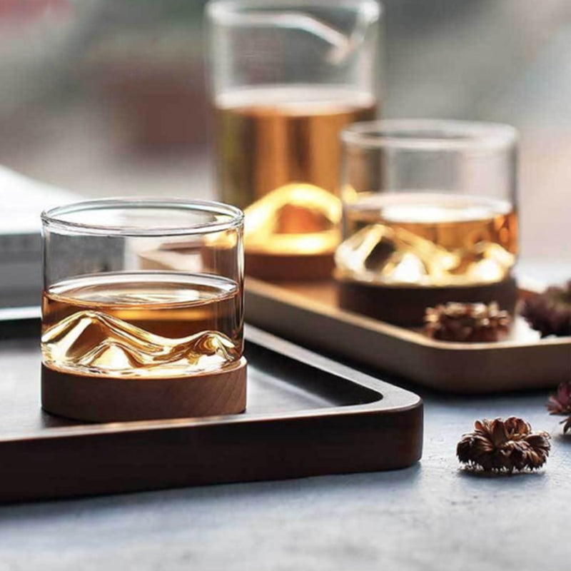 5 Unzen Berg Weinglas Becher mit hölzernem chinesischem Teebecher Boden Whiskygläser Japanischer Haushalt Teetasse Holzbecher Geschenk