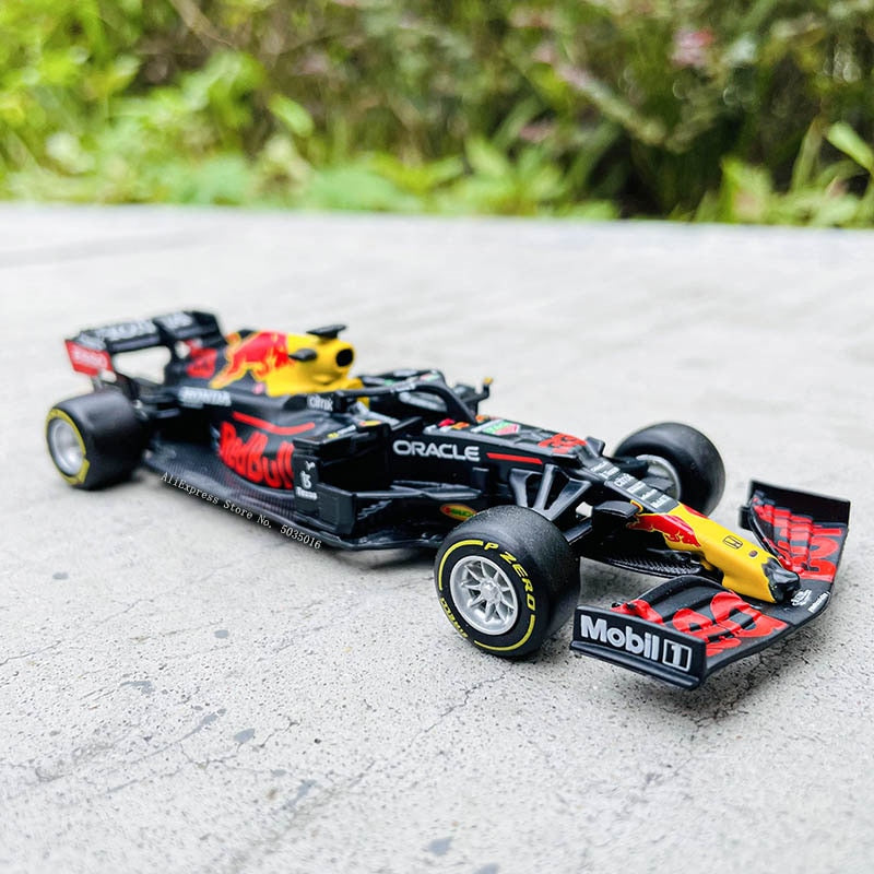 Bburago 1:43 2021 F1 Red Bull Racing RB16B 33# Verstappen 11# Sergio Perez Formula one Simulation alloy super toy car model