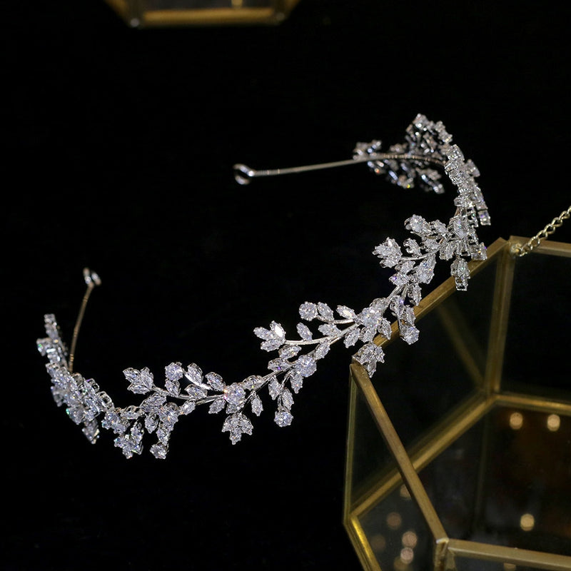 Klassische Kristall Hochzeit Kopfbedeckung Zirkonia Haarband Braut Haarschmuck Kopfschmuck Braut Krone Dinner Party Zubehör