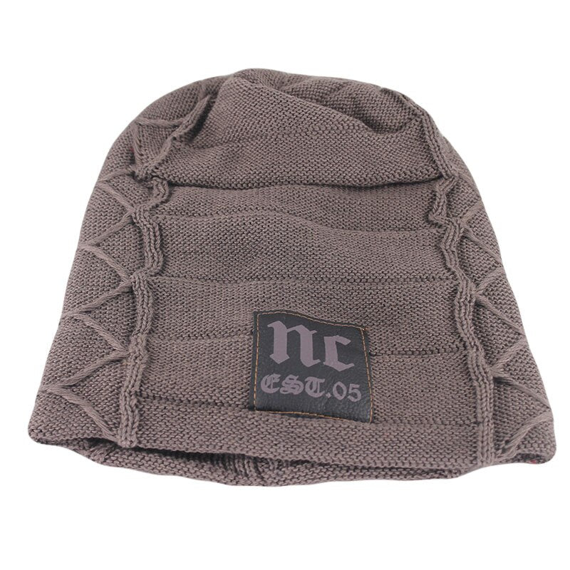 Winter Erwachsene Männer Warme Mützen Skullies Mode Brief Gestrickte Frauen Hut Outdoor Bunte Lässige Knochen Marke Weiche Wolle Gorras