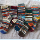 Winter neue Herren dicke Wärme Harajuku Retro hochwertige gestreifte Mode Wolle Freizeitsocken 5 Paar