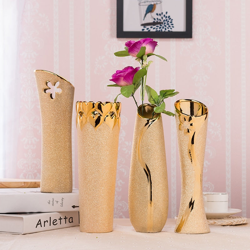 Jarrón de cerámica chapado en oro de lujo de Europa, decoración del hogar, florero decorativo de porcelana de diseño creativo para decoración de boda