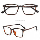 YIMARUILI Ultraleichte, quadratische, reine Titan-Myopie-Brille für Damen, blaues Licht, das optisches Brillengestell für Herren blockiert, 9822