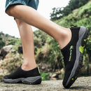 Sommer Mesh Schuhe Herren Turnschuhe Plus Größe Leichte Atmungsaktive Wanderschuhe 2022 Neue Slip-On Bequeme Lässige Herrenschuhe