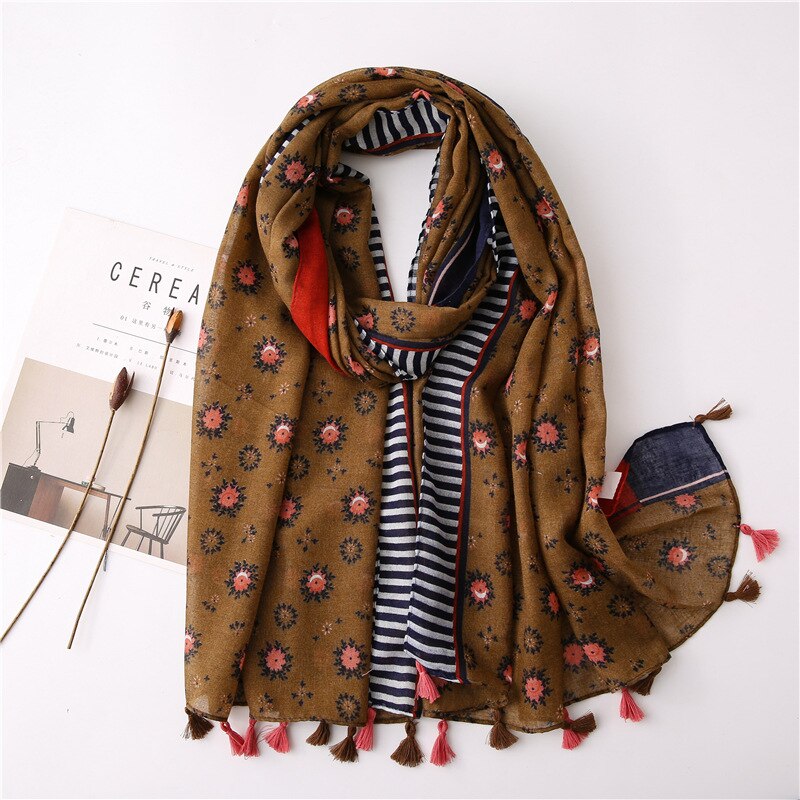 2020 fashion spring summer geometry printing cotton scarf with tassel fashion wraps shawls sunscreen beach hijabs wholesale