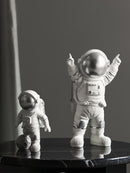 Nordic Modern Astronaut Miniaturfiguren Harz Handwerk Home Fairy Garden Schreibtisch Dekoration Einrichtungsartikel Raumzubehör