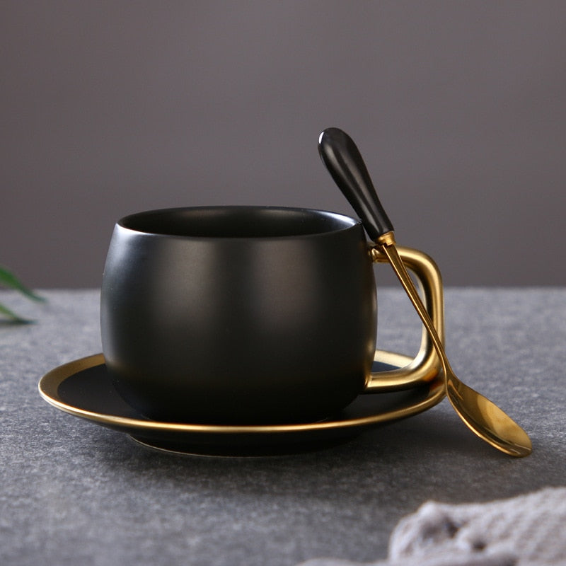 Luxus Schwarz Gold Keramik Kaffeetasse Espresso Kaffee Tee Frühstück Milch Tasse Und Untertasse Set Mit Löffel Und Untertasse Geschenkbox Set