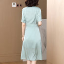 Neues reines Seidenkleid aus Maulbeerseide im Sommer 2020