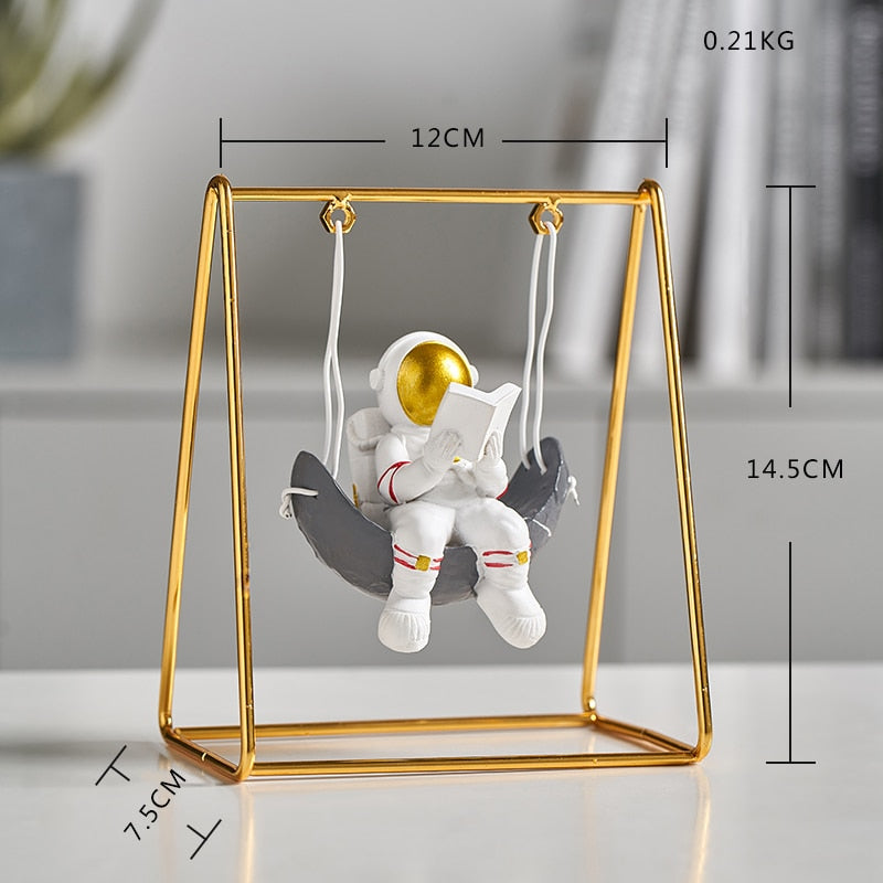 Astronaut Figurines Modern Home Decor Spaceman Figures Decorative Desktop Ornaments Resin Silver Cosmonaut Statues Man Gift