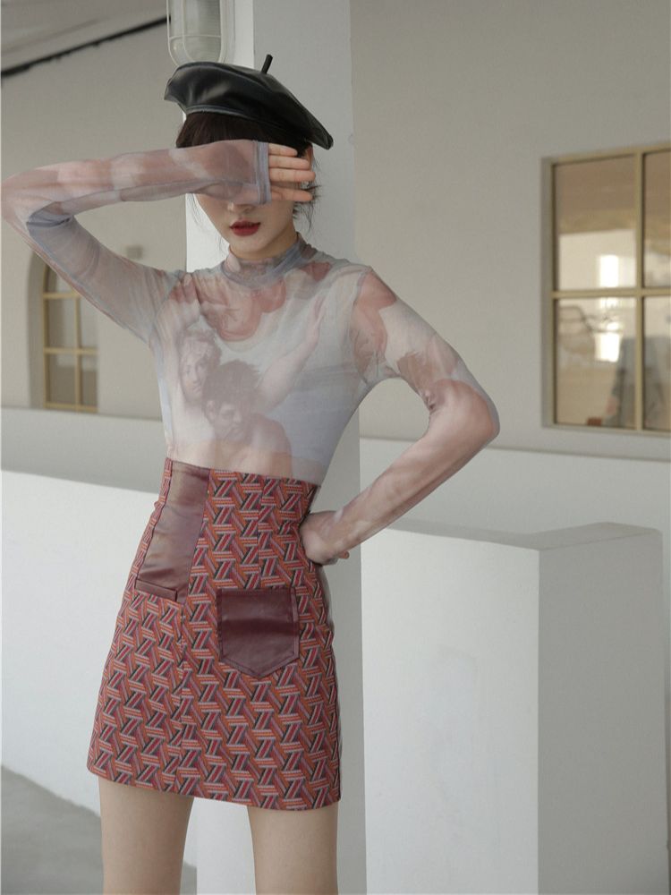 CHEERART Sheer T-Shirt Frauen Rollkragen Mesh Top Malerei Druck Langarm T-Shirt Femme Body Tight Unterwäsche Herbstkleidung