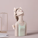 ARTLOVIN Schmetterlings-Fee-Figuren Mädchen-Figuren Kunstharz-Tischstatuen kreative Charaktere mit goldenem Metall-Tablett Heimdekoration Handwerk