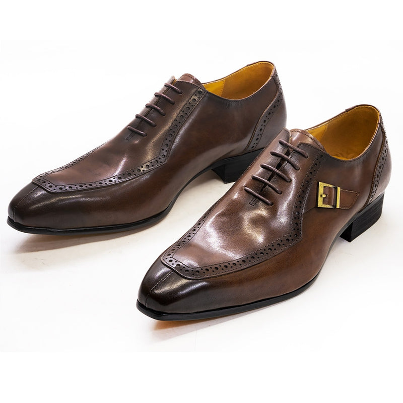 Zapatos de vestir de diseño de cuero de lujo para hombre, zapatos formales de boda de negocios de oficina, zapatos Oxford de punta estrecha con hebilla marrón con cordones para hombres