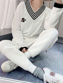 Estilo europeo primavera otoño mujeres abeja bordado suéter elegante cuello pico tejido suelto rayas manga larga suéter C-019