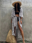 2022 Bikini-Vertuschungen Schwarz Retro Striped Self Belted Damen Sommerkleidung Kimono Kleid Beach Wear Badeanzug Cover Up Q1225