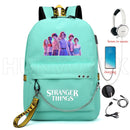 New Stranger Things Rucksack HELLFIRE Multifunktions-USB-Lade-Reise-Segeltuch-Studenten-Rucksack für Teenager Jungen Mädchen Schultasche