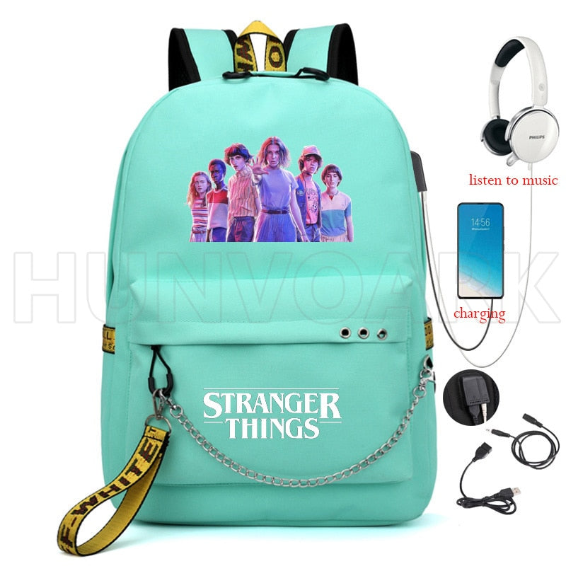 New Stranger Things Rucksack HELLFIRE Multifunktions-USB-Lade-Reise-Segeltuch-Studenten-Rucksack für Teenager Jungen Mädchen Schultasche