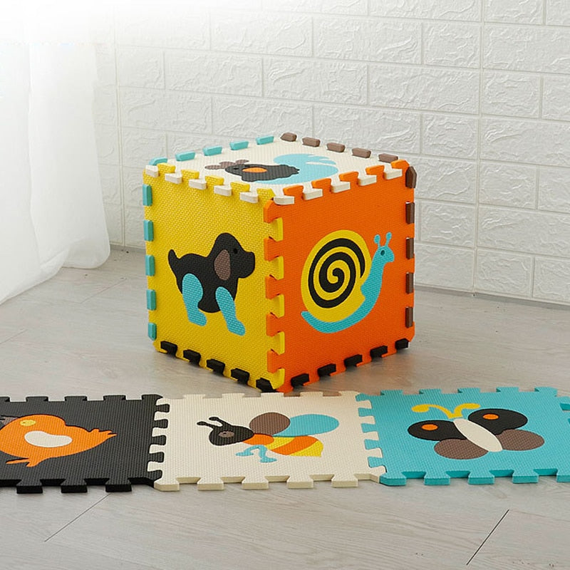 Cartoon Tiermuster Spielmatte Puzzle EVA-Schaum Bodenpolster für Kinder Baby Gym Krabbelmatten Kleinkind Teppich zufällige Farbe