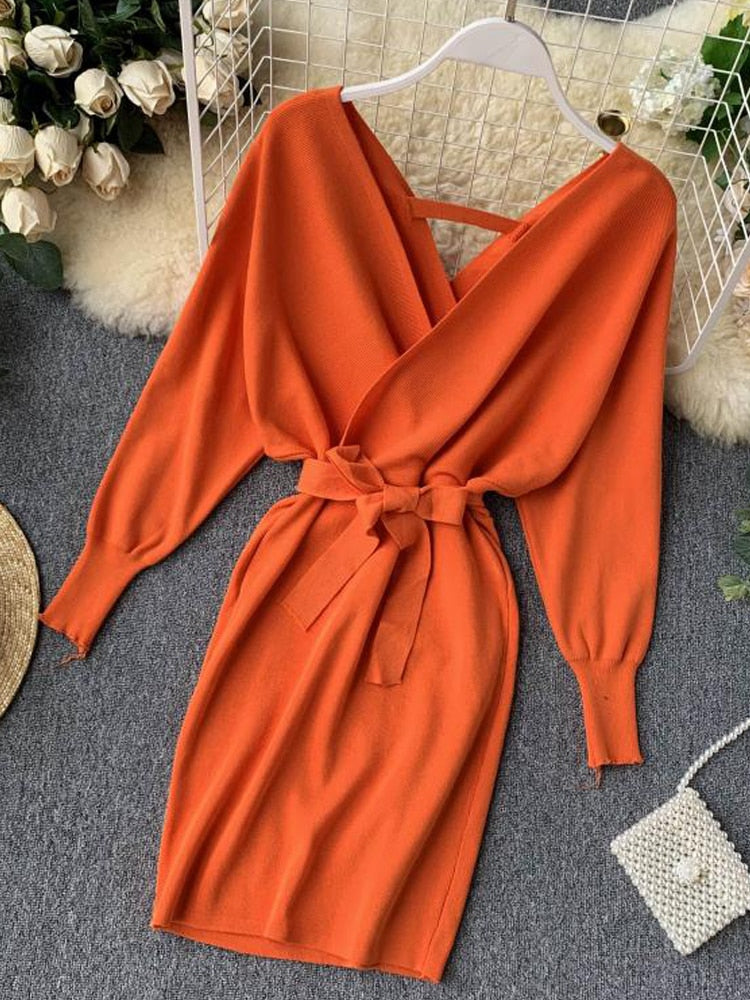 YuooMuoo Herbst Winter Frauen Strickpullover Kleid 2022 Neue Koreanische Lange Fledermausärmel V-ausschnitt Elegantes Kleid Damen Verbandkleid