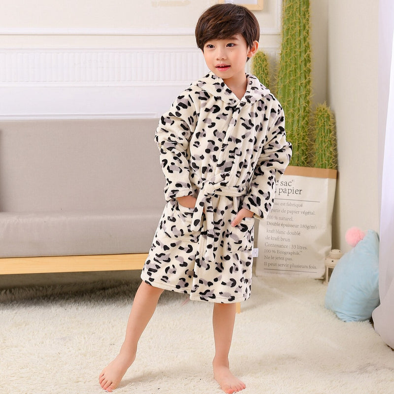 Kids Robes Winter Warm Robe For Boys Girls Child Bathrobe Fleece Bath Robe Children 2 to 8 Years Sleep Wear