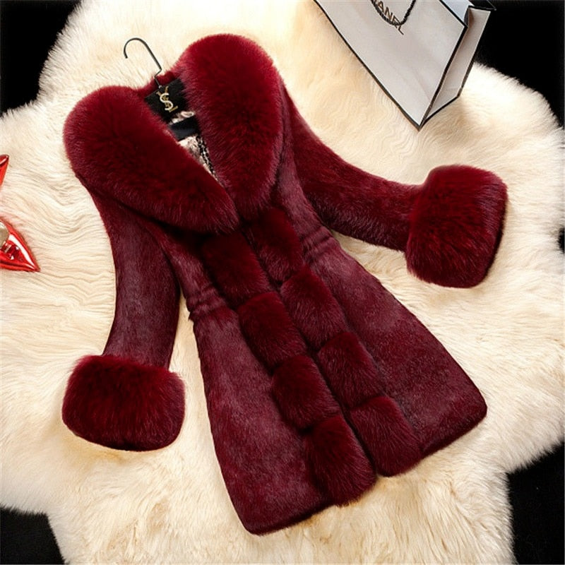 The New Thicken Middle-aged Female Fox Collar Keep Warm  Overcoat Long Faux Fur Coat  Coats and Jackets Women