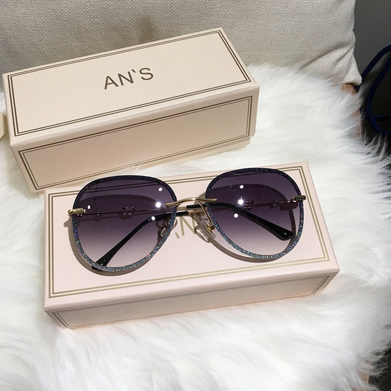 2023 New Diamond Sunglasses Female Brand Design Imitation Rhinestones Gradient Lens UV400 Pilot Sun Glasses Women Shades S316