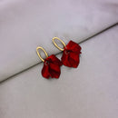 New Sight New Accessoires durchbohrte geometrische Ohrstecker für Frauen einfache Art-Geschenk-Blumen-Ohrringe