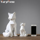 YuryFvna Einfache weiße moderne abstrakte Skulptur Mode geometrische Fuchs Statue Desktop Ornamente kreatives Geschenk
